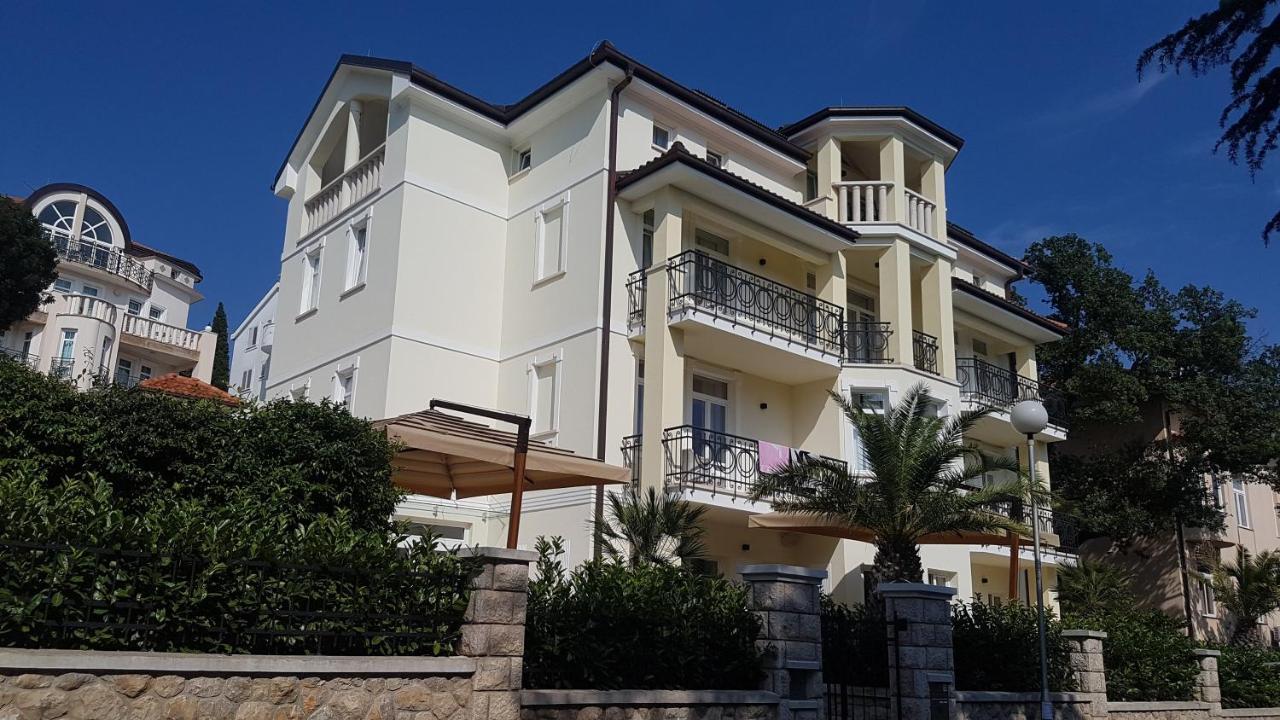 Villa Emilia (Adults Only) Crikvenica Exterior photo